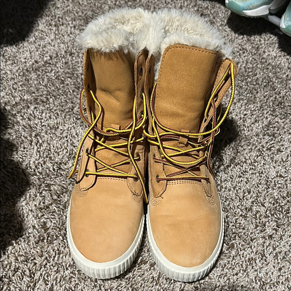 Timberland Tan Fur-Lined Boots